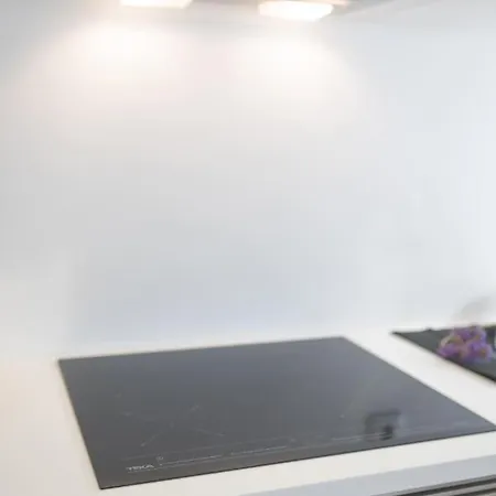 Monsanto Hill House - No. 565 -1 E Lisboa